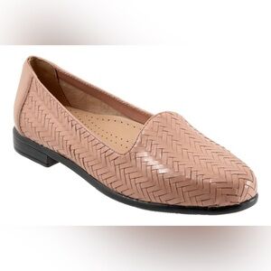 Trotters NIB Liz lll Elegant Blush Pink Woven Herringbone Loafers- size 5.5